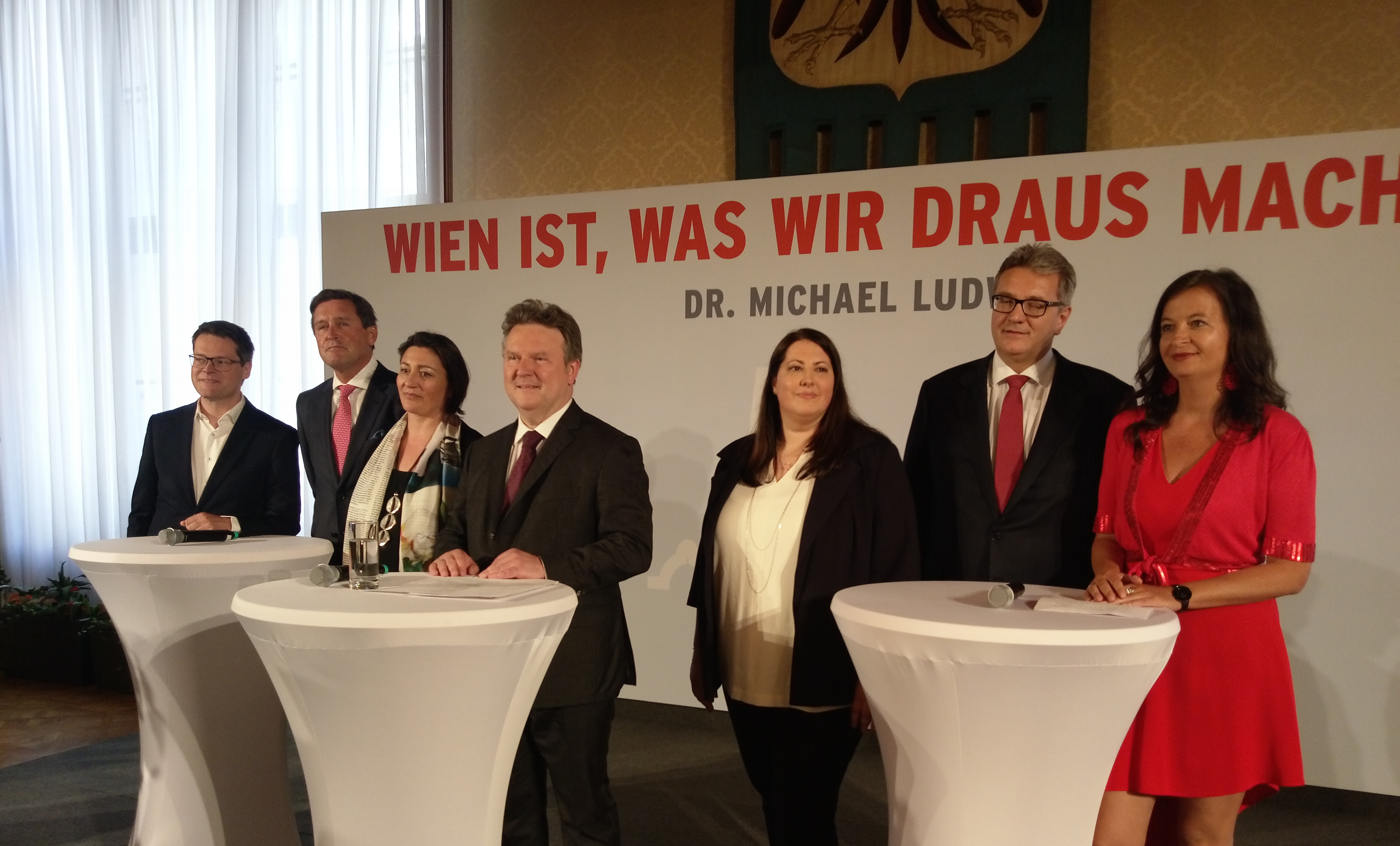 180514_w24_regierung_pic