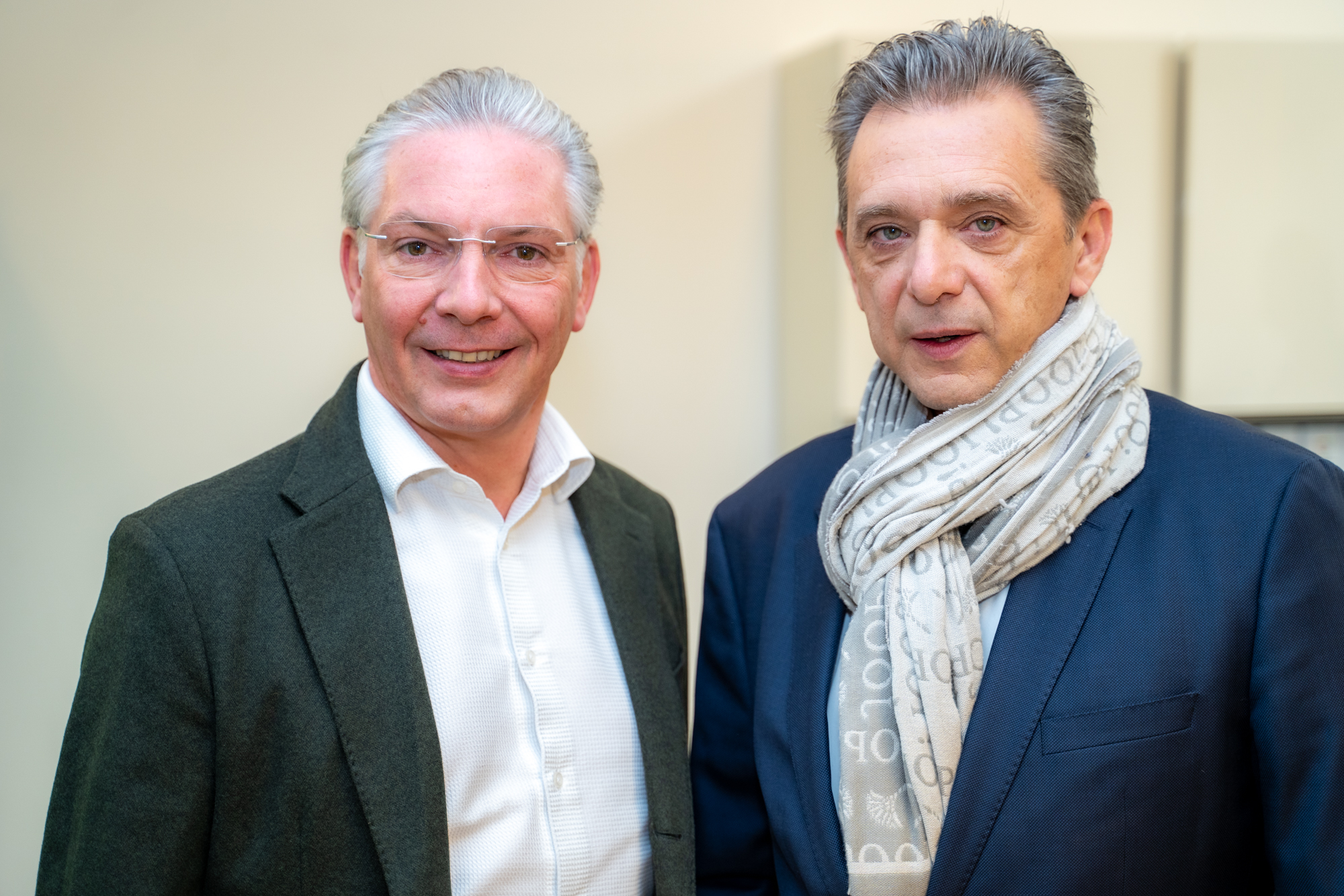 Peter und Paul Richtig versichert? Peter und Paul W24