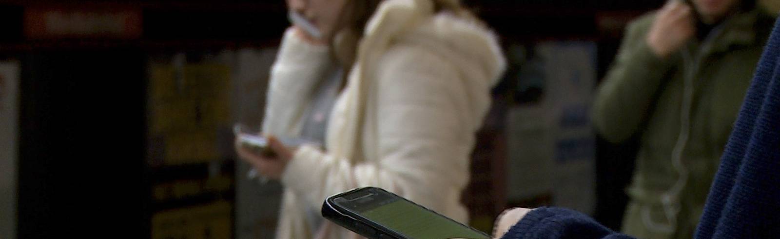 Handyfonitis: Sind die Wiener handysüchtig?