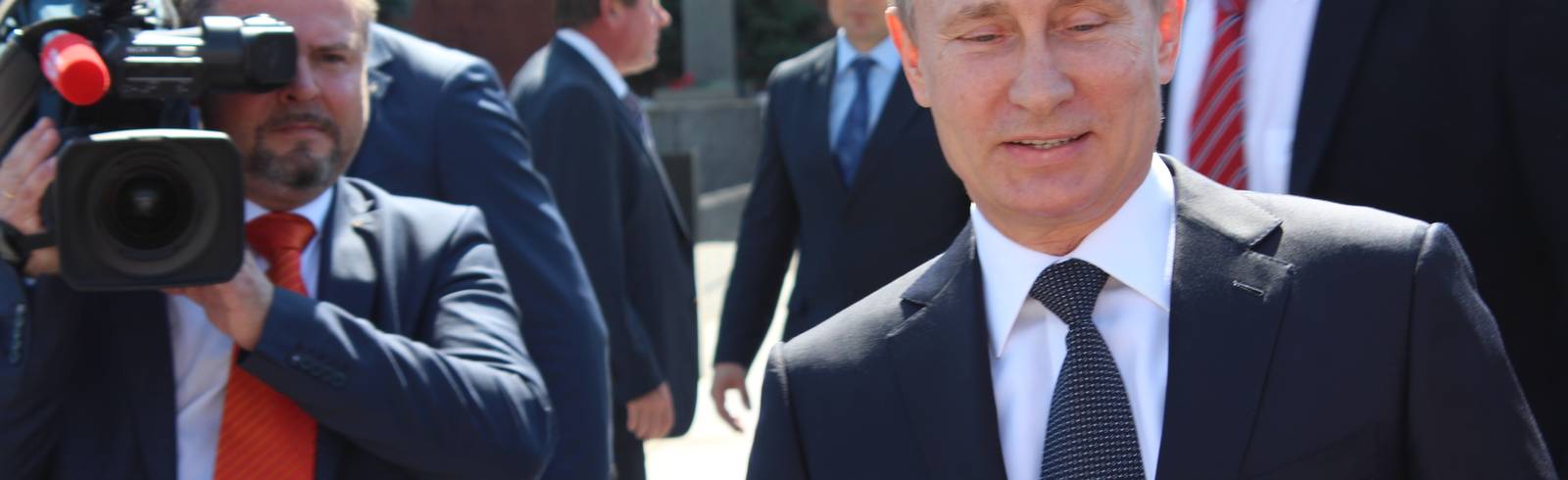 Putin-Besuch: Kritik von NEOS und Menschenrechtsorganisationen