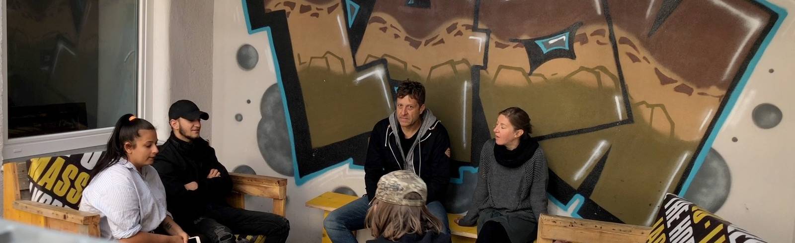 Wenn Jugendliche plötzlich auf der Straße stehen