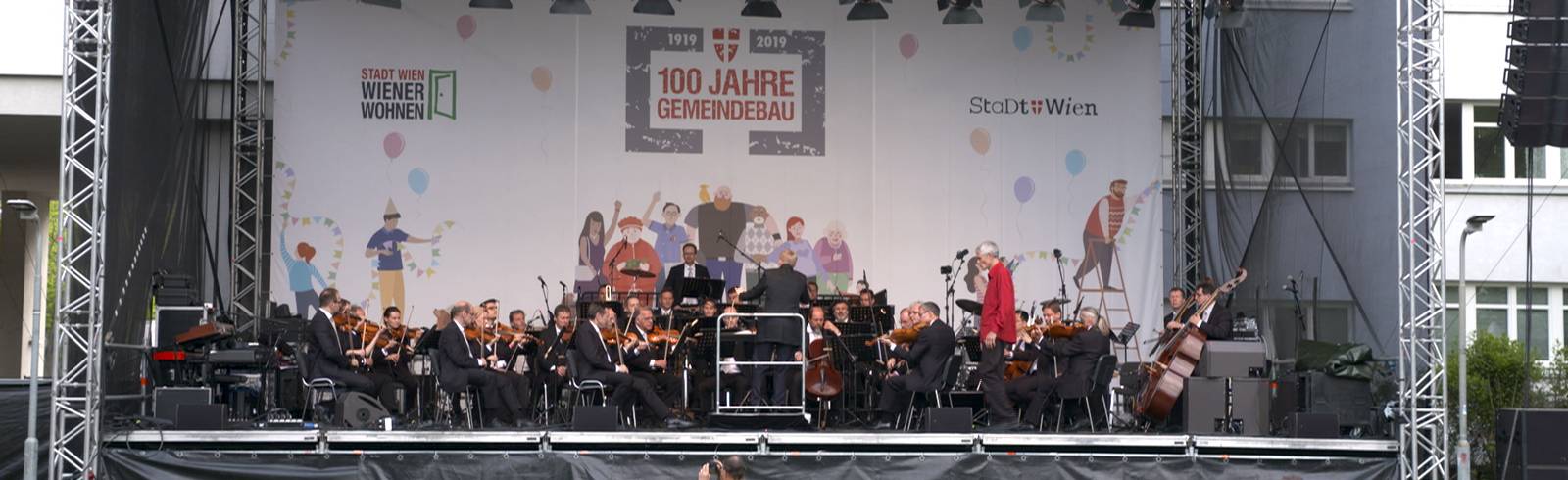 Wiener Symphoniker spielen im Gemeindebau