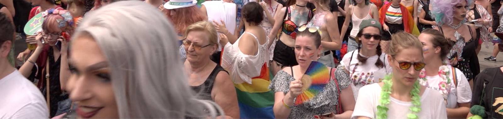 Europride: So heiß war die Regenbogenparade