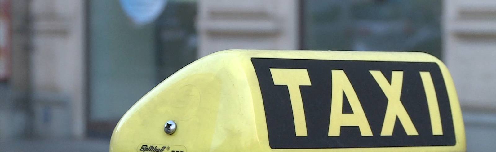 W24-Bezirksflash: Taxler fiel in Ohnmacht