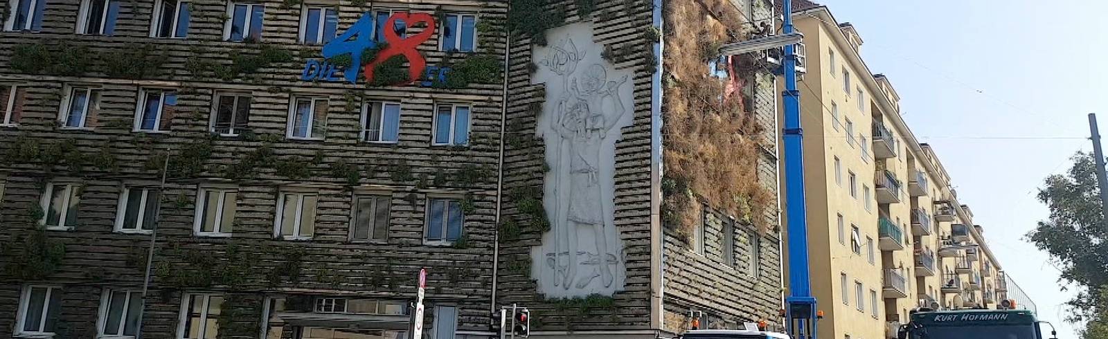 Bezirksflash: Grüne Fassade wird gestutzt