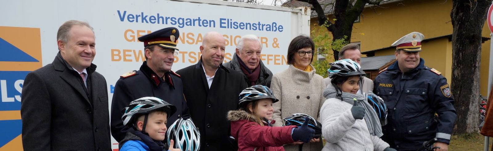 Neue Räder und Helme für Verkehrsschulungen