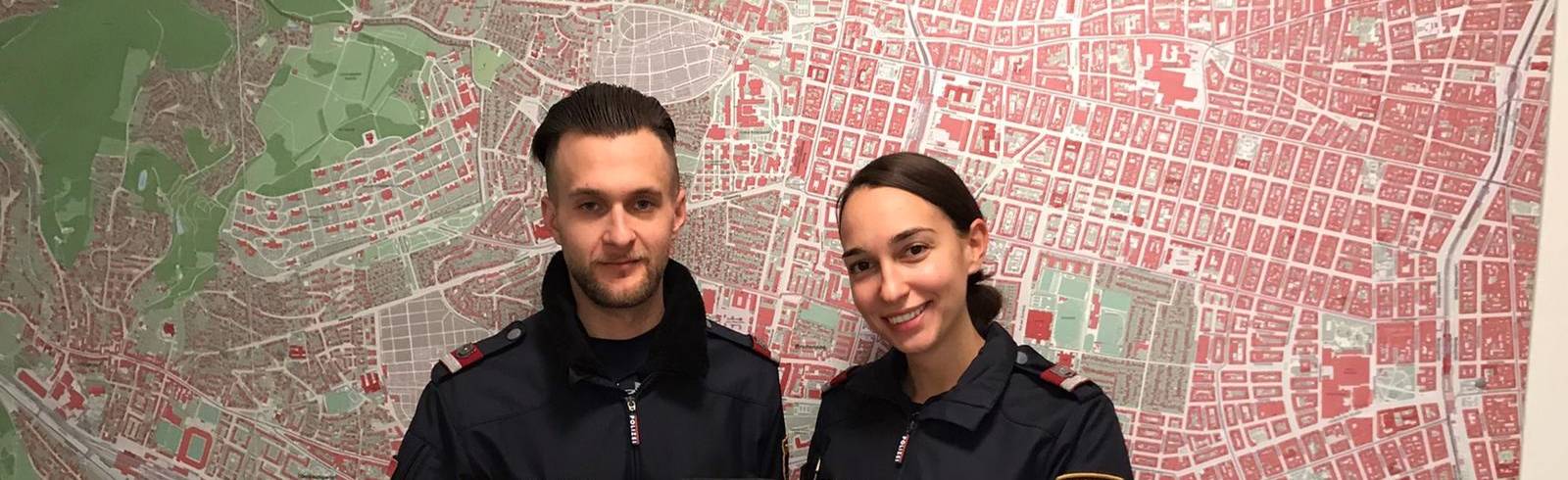 Polizei rettet Frau mit Defibrillator das Leben