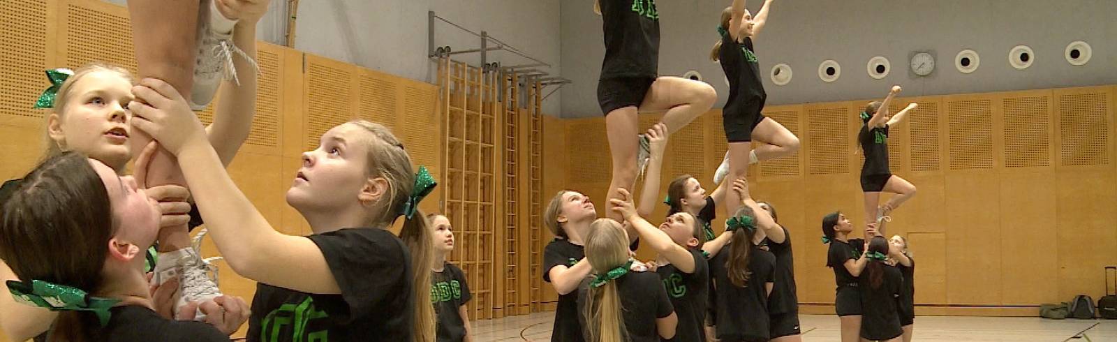 Cheerleader kämpfen um Respekt