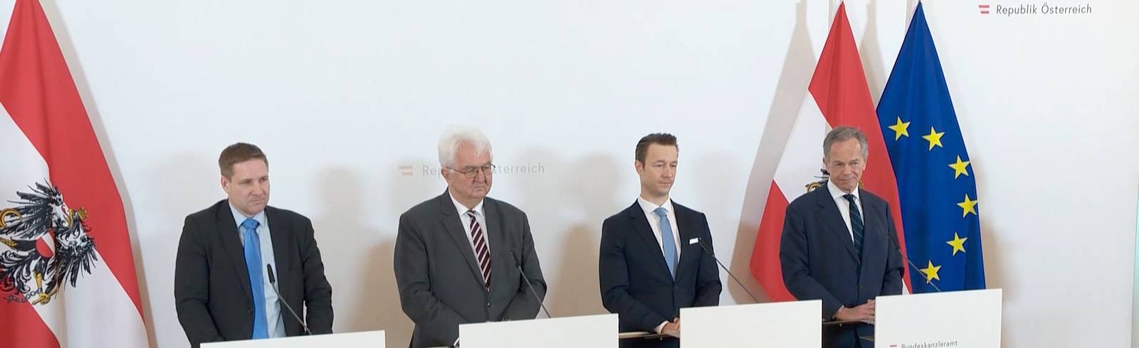 Corona: Volk hebt mehr Bargeld ab