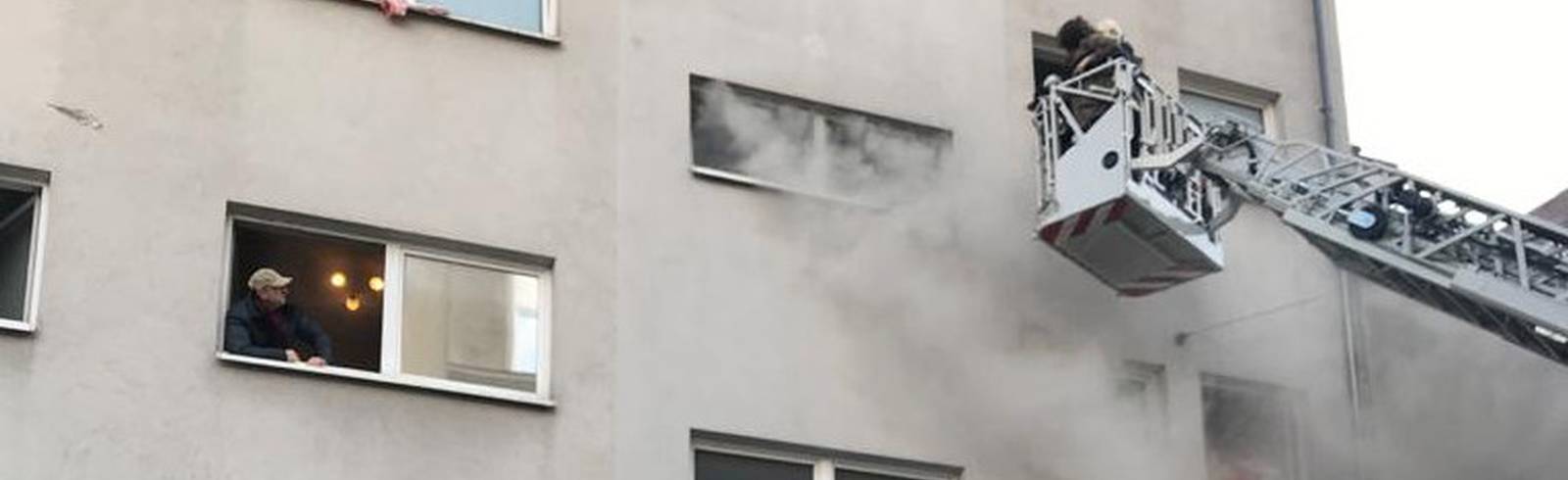 W24-Bezirksflash: Feuer in Hernals