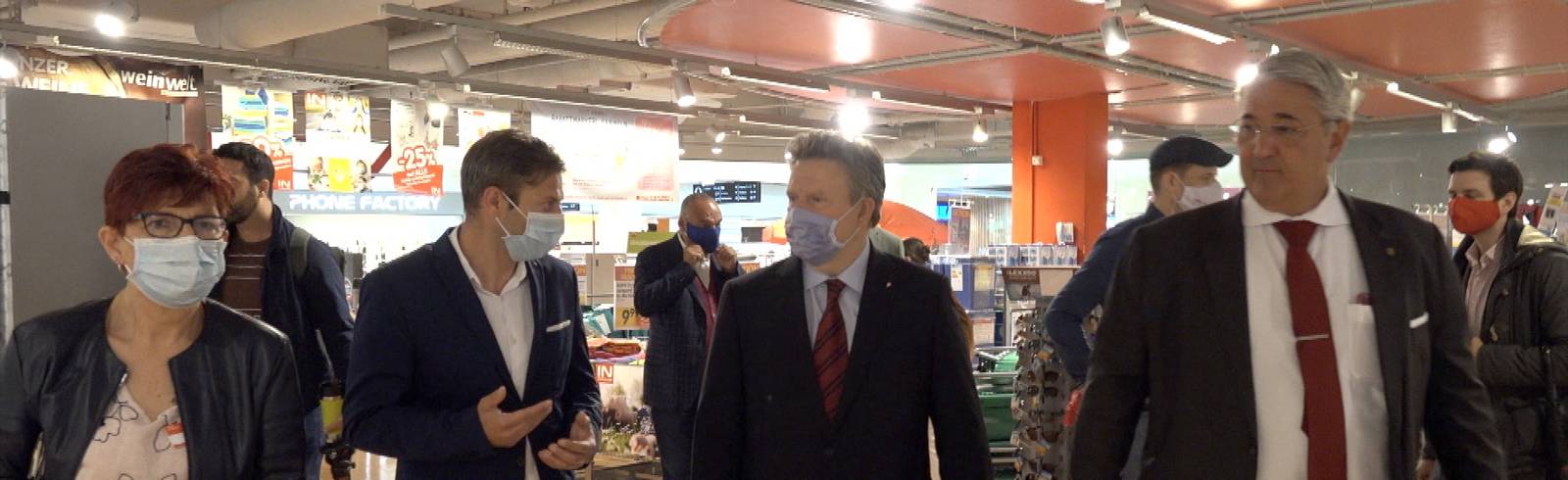 Ludwig sagt Supermarkt-MitarbeiterInnen „Danke“