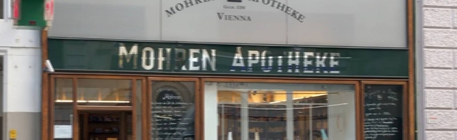 Bezirksflash: Mohren-Apotheke ändert Namen nach Protesten