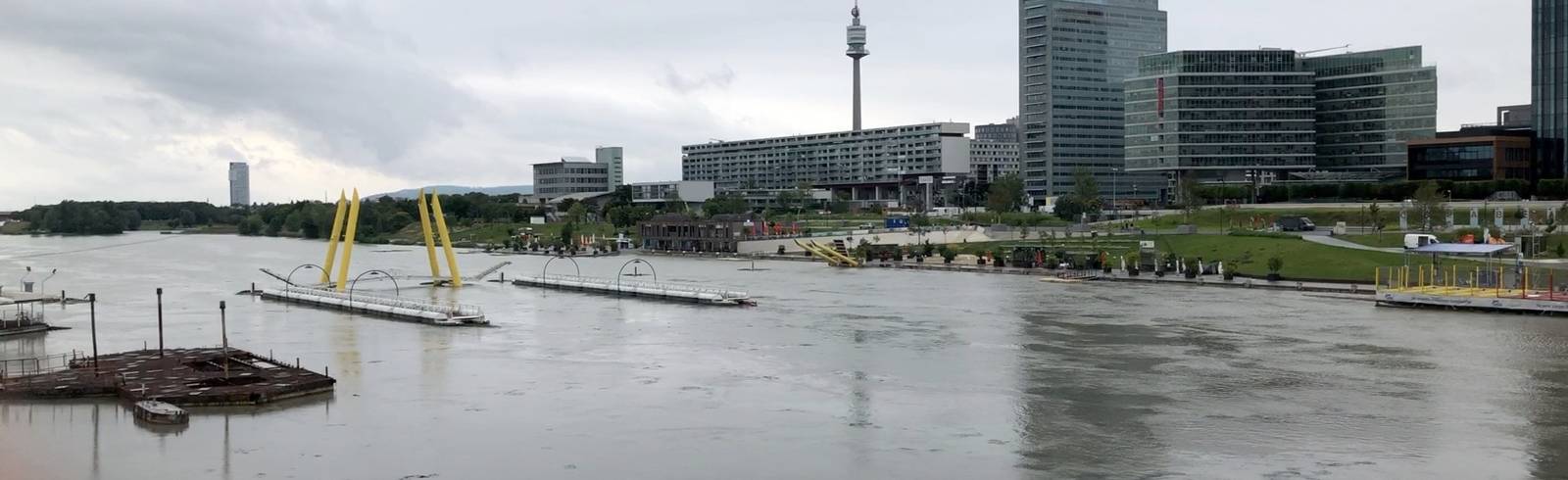 Bezirksflash: Badeverbot Neue Donau