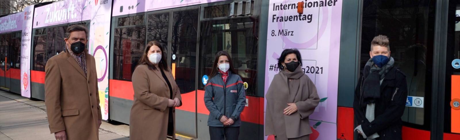 Frauentag: Bim kurvt durch Wien