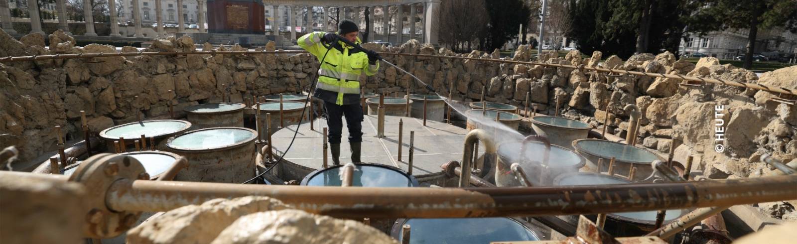 Bezirksflash: Reinigung für Hochstrahlbrunnen