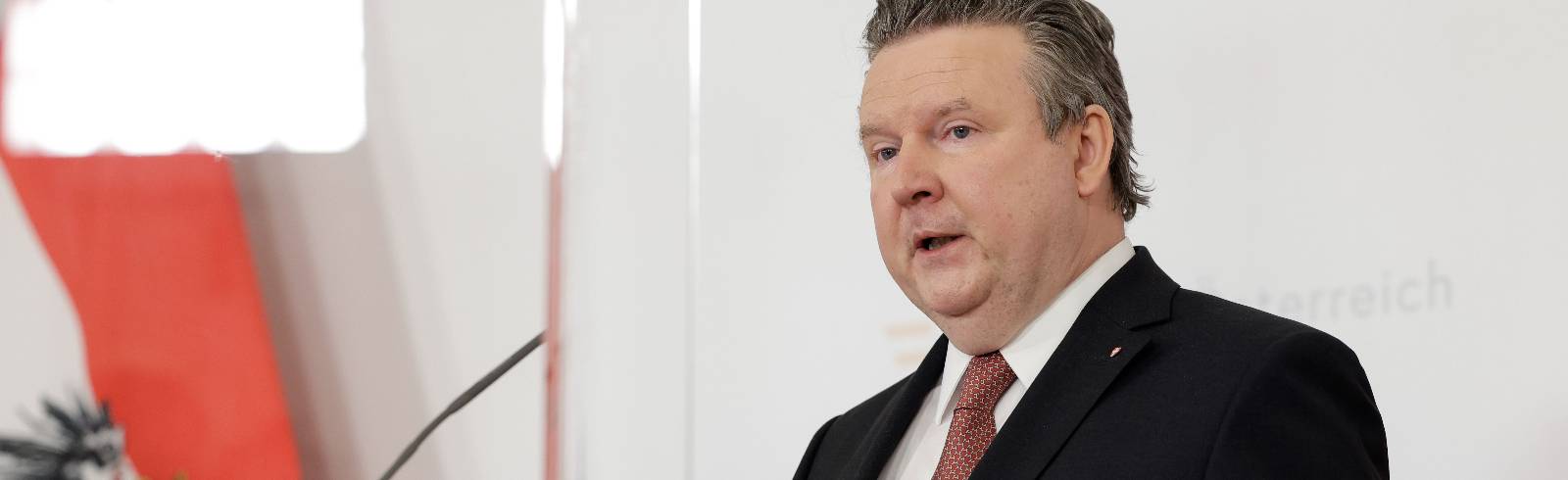 Corona-Gipfel: Ost-Lockdown wird verlängert