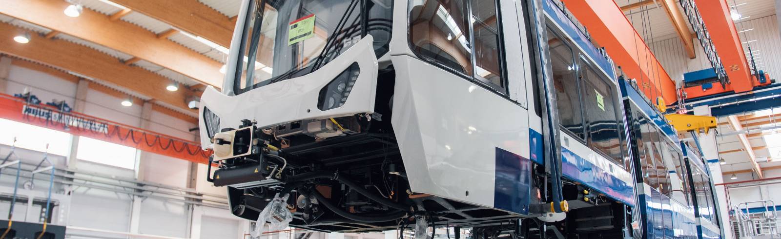 W24-Bezirksflash: Neue Badner Bahn biegt in die Zielgerade