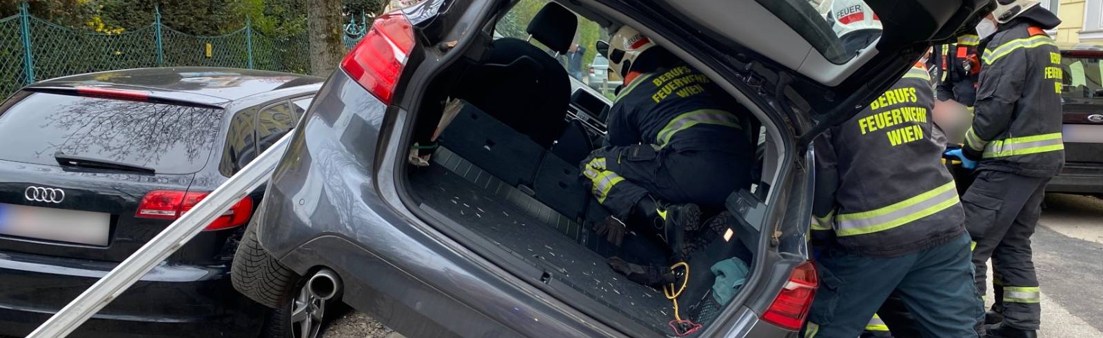 Bezirksflash: Ungewöhnlicher Verkehrsunfall