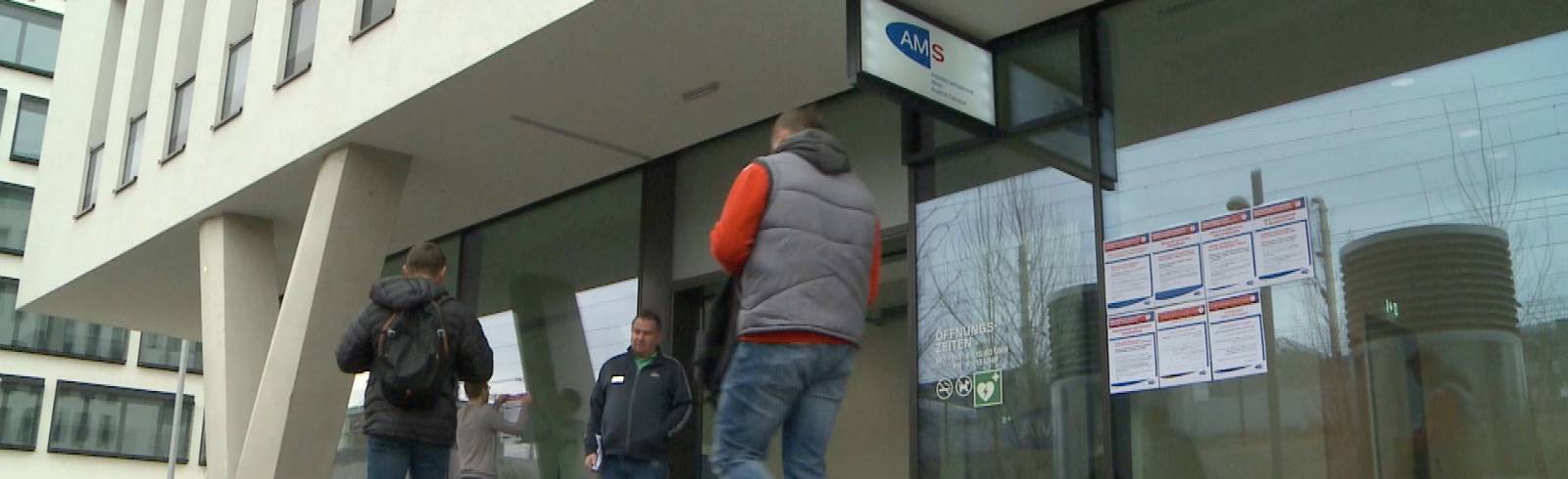 AMS: Weniger Arbeitslose im August