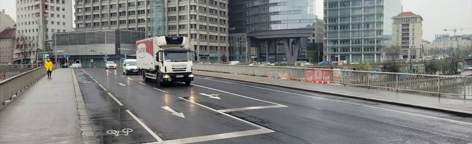 Bezirksflash: Salztorbrücke bleibt wie sie war