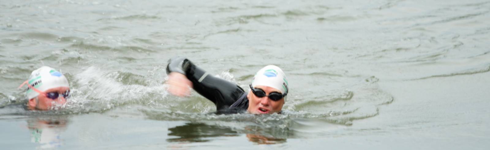 Donaukanal: Schwimmender Professor gegen Mikroplastik