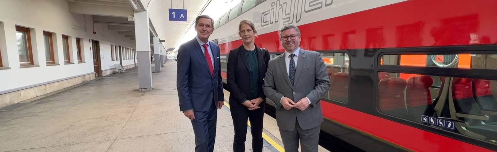 Halbzeit bei Doppelstockwagen Upgrade-Programm