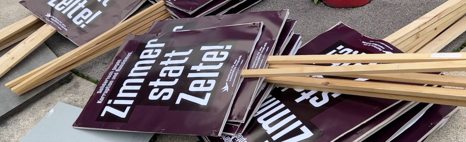 Bezirksflash: Zimmer statt Zelte-Demo