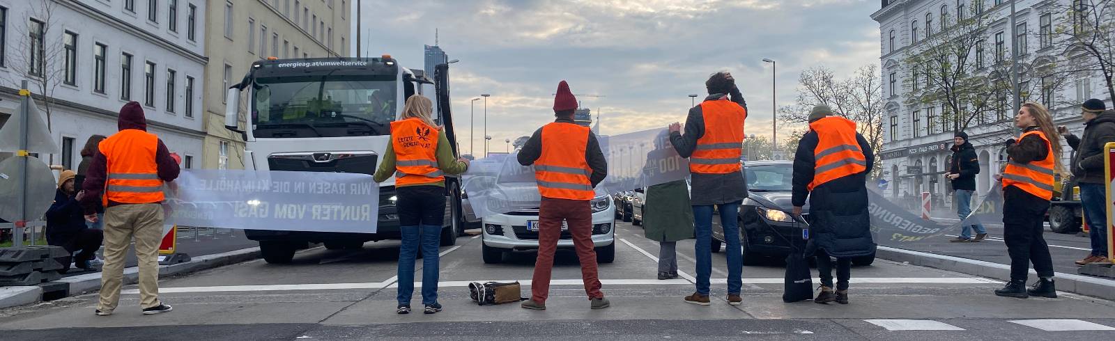 Klimaprotest auf der Reichsbrücke