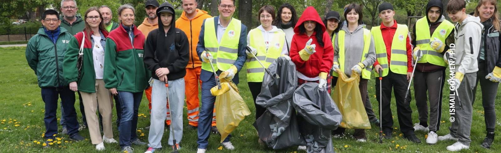 Bezirksflash: "Wien räumt auf"-Startschuss im Prater