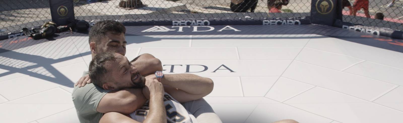 Kampfgeist trifft Herzlichkeit: Beim Training für Sparta 3