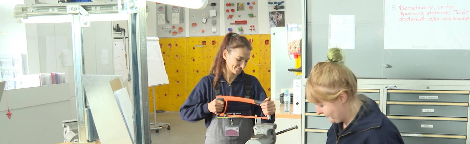 Wiener Netze: Lehrlinge in Zukunftsbereichen