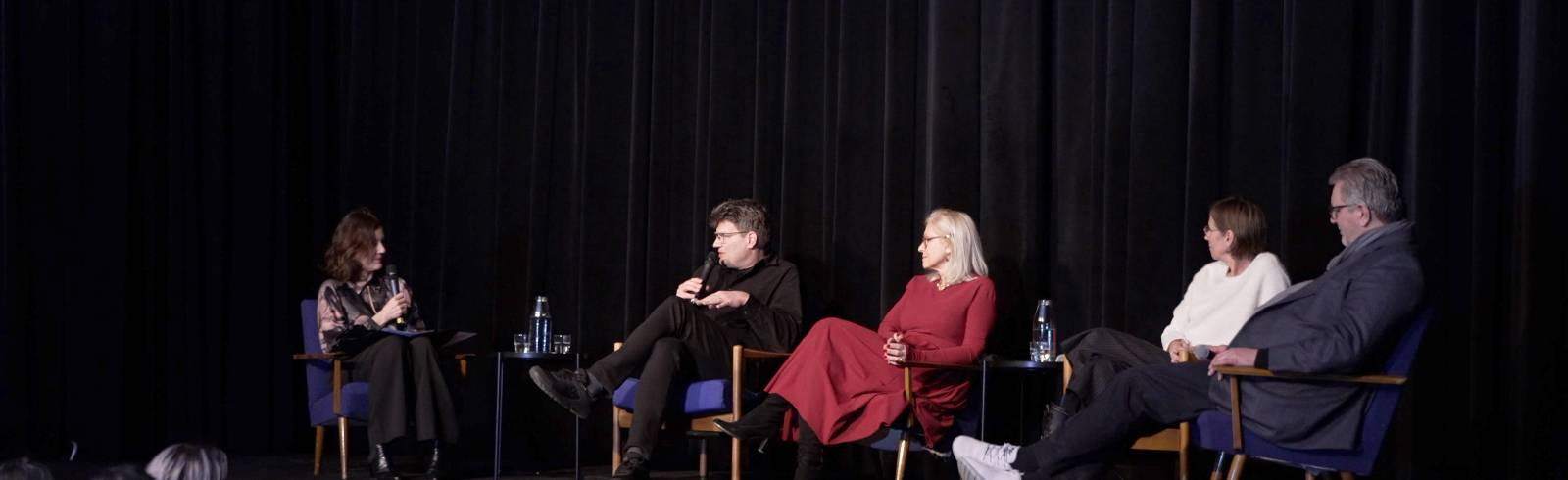 Film über die Pandemie feiert Premiere