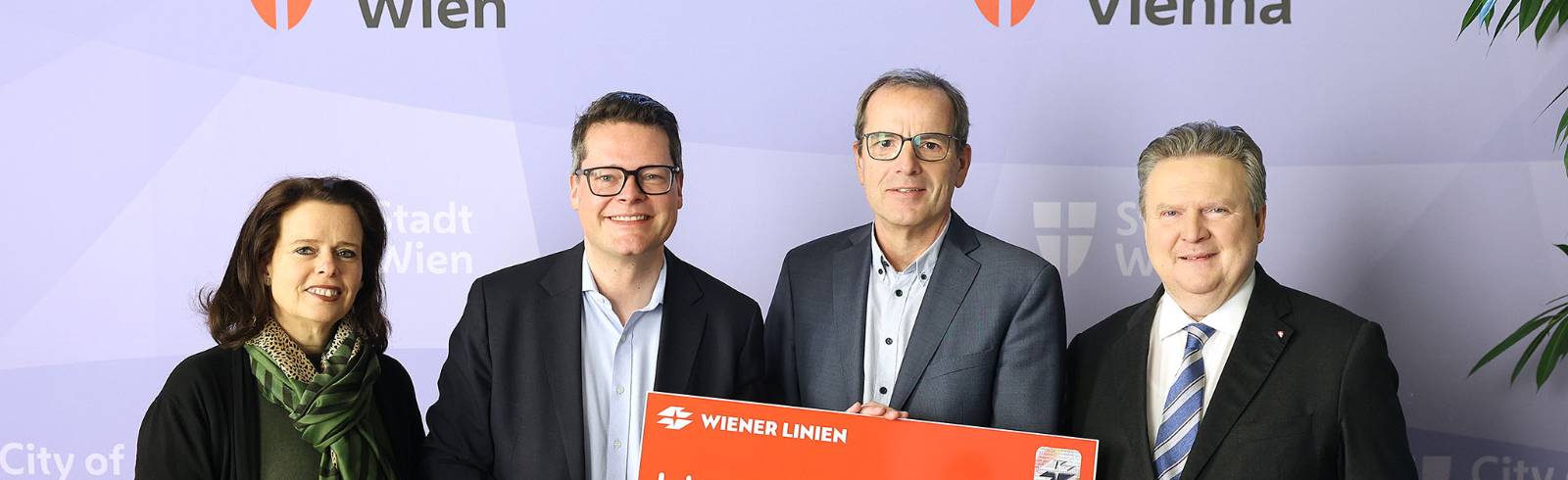 Gratis-Öffi-Ticket für Stadt-Mitarbeiter*innen