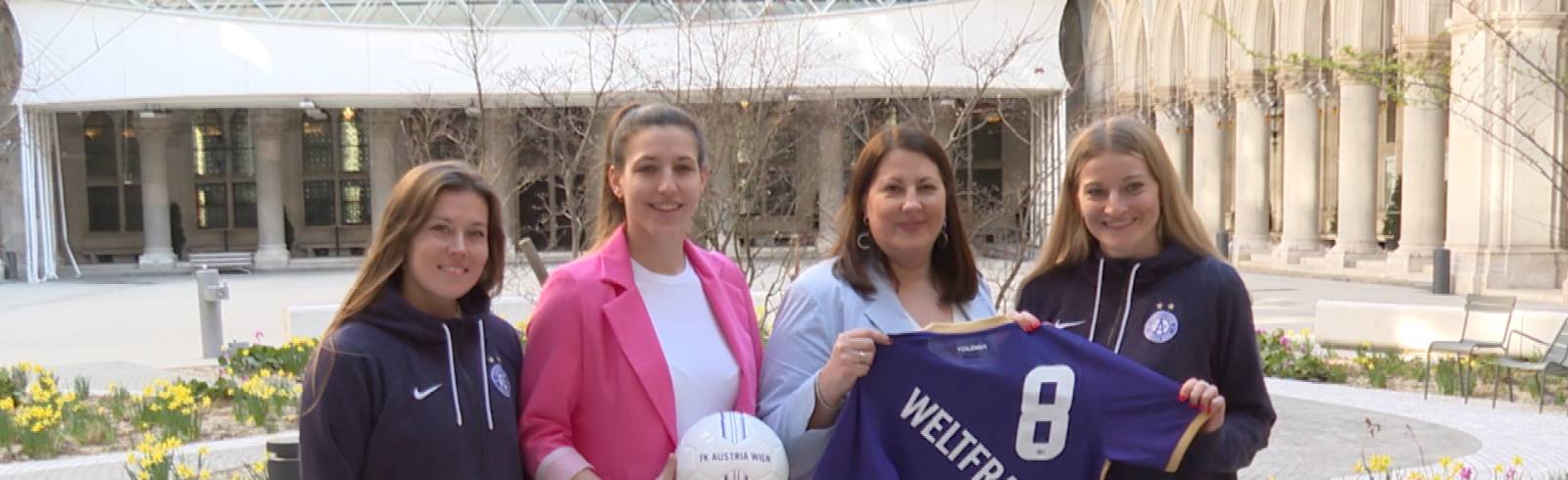 Frauenpower beim Fußball zum Frauentag