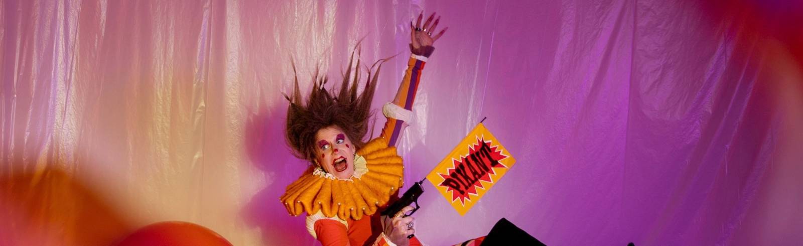 Im Wohnzimmer von Ankathie Koi