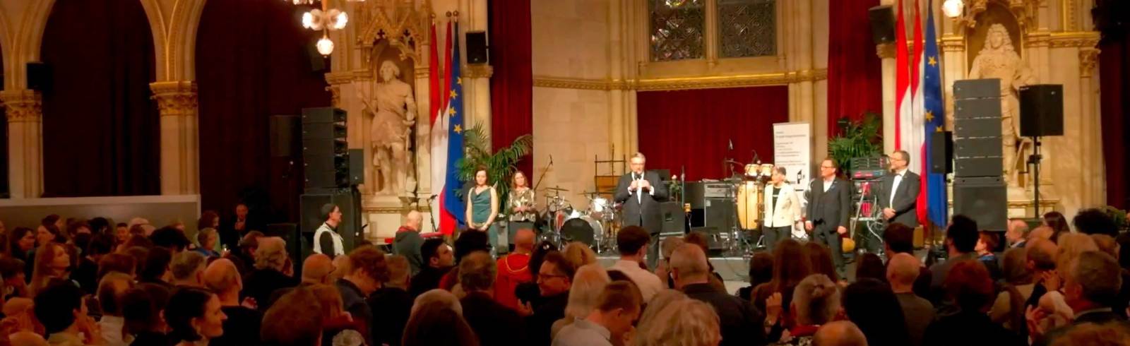 W24 LIVE: Der 30. Wiener Flüchtlingsball