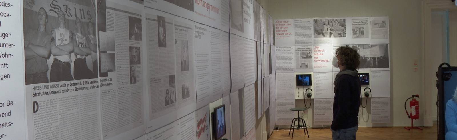 Ausstellung erinnert an Terror in den 90ern