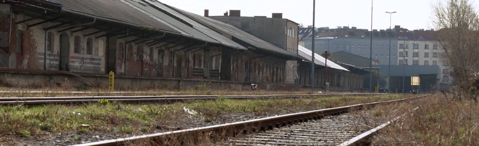Bezirksflash: Grüne wollen Abriss am Nordwestbahn-Areal verhindern