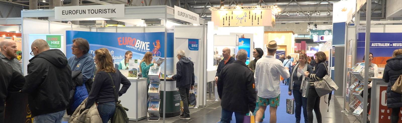 Ferien- und Automesse: Auf diese Trends fahren Besucher*innen ab
