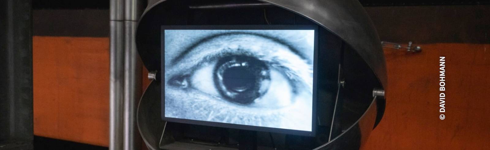 Bezirksflash: "Augen" kehren zurück