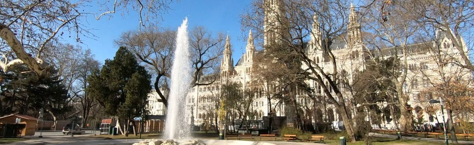 "Wasser marsch" im  Rathauspark