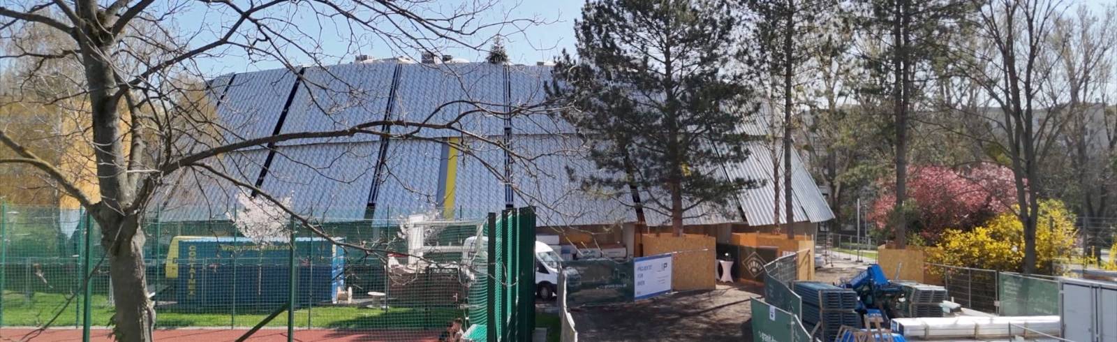 Gleichenfeier für Rundhalle in Favoriten