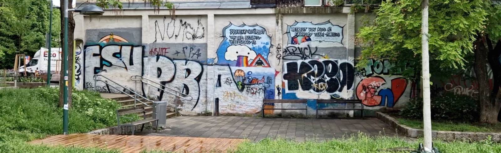 Bezirksflash: Wienerwand im Dingelstedtpark