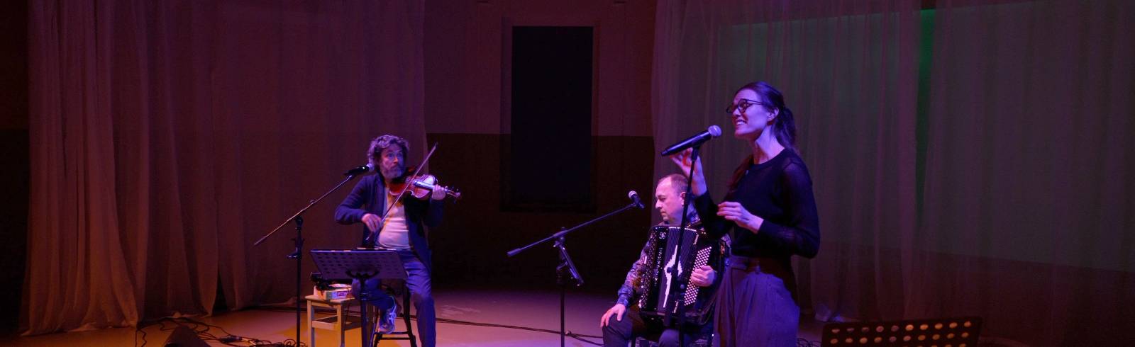 Neues Album von Aliosha Biz: „Das Grantige ist Musik in meinen Ohren"