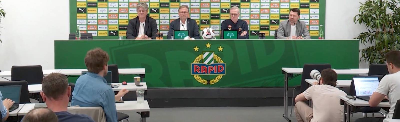 "Wahnsinnig" reizvoll: Stöger tritt Mammutaufgabe Rapid an