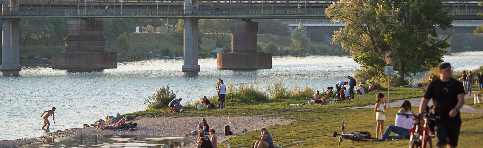 Zwei Männer nach Badeunfällen verstorben