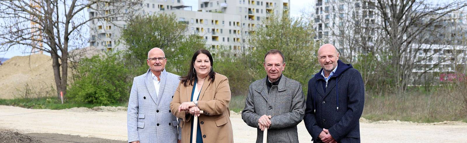 Liesing: Spatenstich für neuen Gemeindebau
