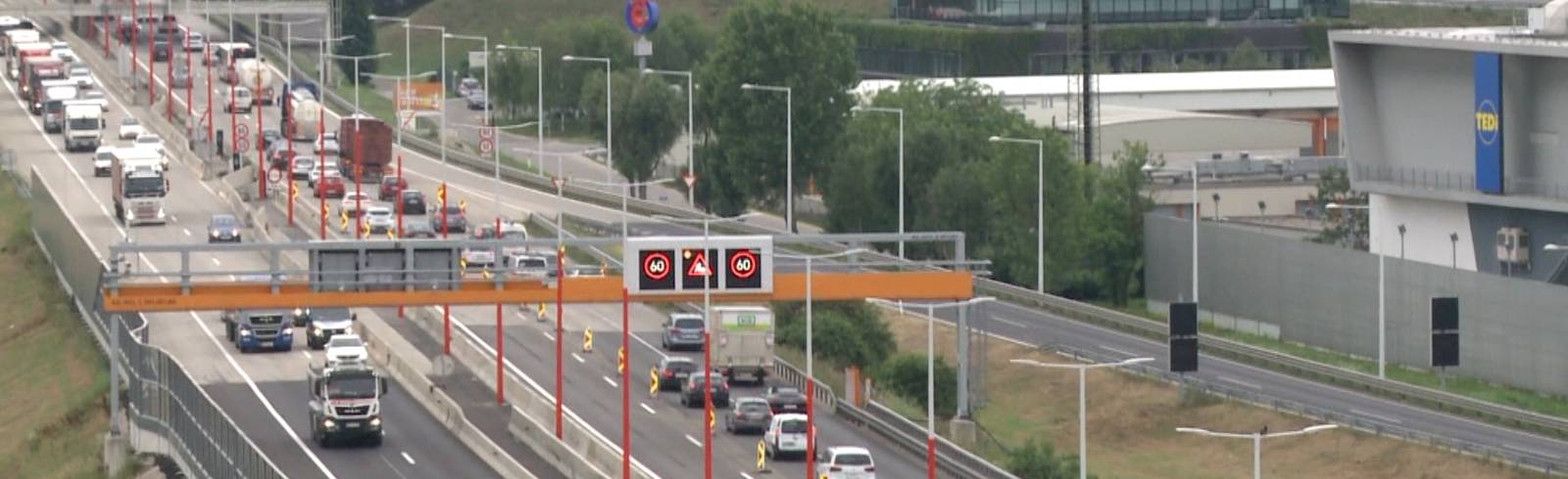 Bezirksflash: Tangentenauffahrt gesperrt