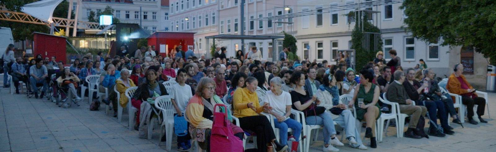 Filmkunst und Kulinarik: Café IIN am Dornerplatz