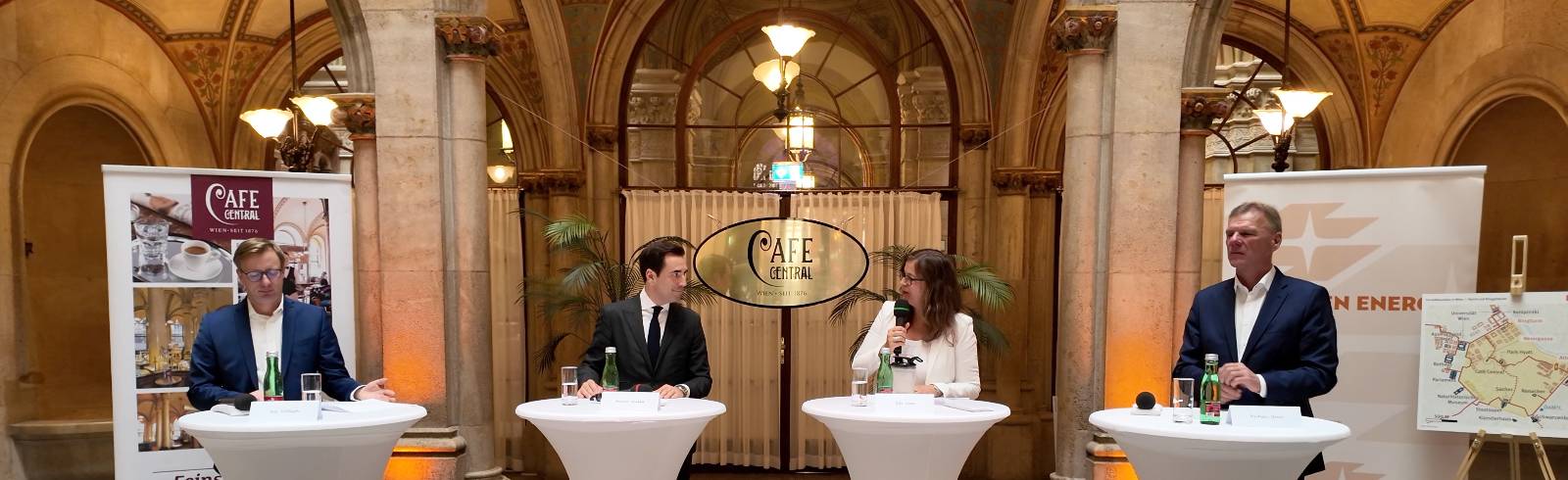 Fernkälteausbau: Kult-Kaffeehaus kühlt klimafreundlich